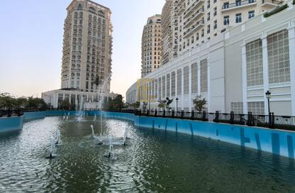 Apartment - 2 Bedrooms - 3 Bathrooms for rent in Floresta Gardens - Floresta Gardens - The Pearl Island - Doha