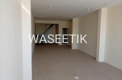 Shop - Studio - 1 Bathroom for rent in Al Gharrafa - Al Gharrafa - Doha