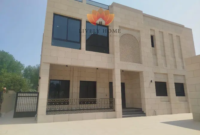 63810730 - Property Image 2