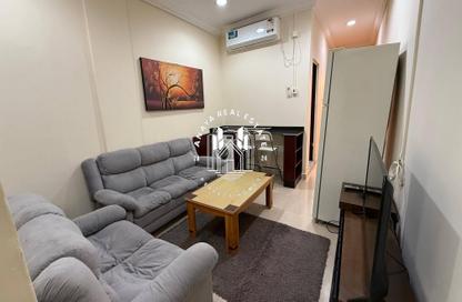 Apartment - Studio - 1 Bathroom for rent in Al Mansoura - Doha