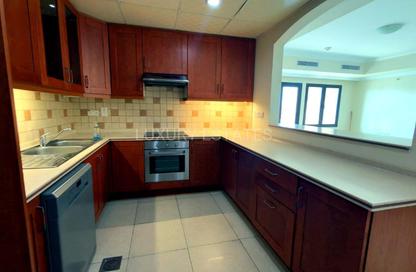 Apartment - 2 Bedrooms - 3 Bathrooms for rent in West Porto Drive - Porto Arabia - The Pearl Island - Doha Apartment - 2 Bedrooms - 3 Bathrooms for rent in West Porto Drive - Porto Arabia - The Pearl Island - Doha