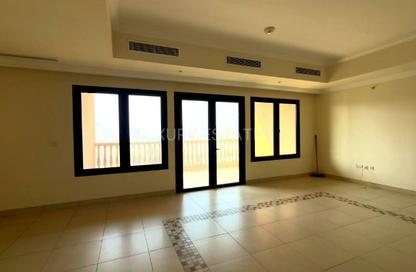 Apartment - 2 Bedrooms - 3 Bathrooms for rent in West Porto Drive - Porto Arabia - The Pearl Island - Doha