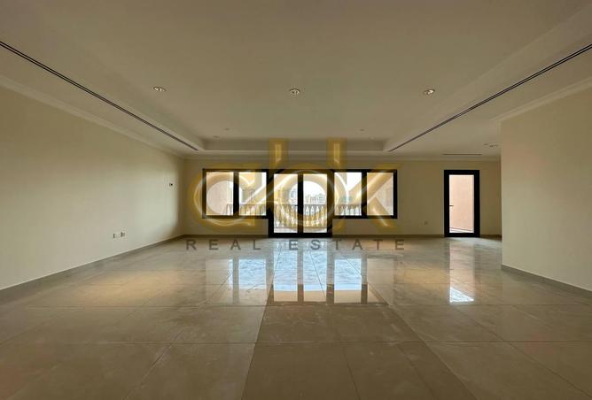 57407886 - Property Image 3