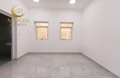 Apartment - 2 Bedrooms - 3 Bathrooms for rent in Al Mansoura - Al Mansoura - Doha