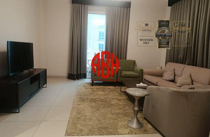 Apartment - 1 Bedroom - 2 Bathrooms for rent in Viva Central - Viva Bahriyah - The Pearl Island - Doha