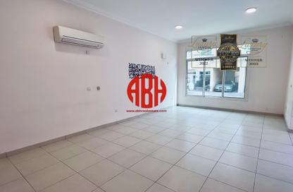 مجمع سكني - 6 غرف نوم - 5 حمامات للايجار في روضة الحمامة - الضعاين