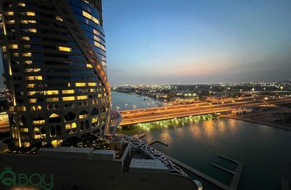 Apartment - 2 Bedrooms - 3 Bathrooms for rent in Zig Zag Tower B - Zig Zag Towers - West Bay - Doha