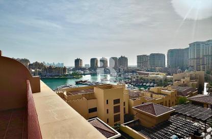 Apartment - 1 Bedroom - 2 Bathrooms for rent in Tower 14 - Porto Arabia - The Pearl Island - Doha
