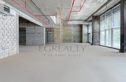 Shop - Studio - 2 Bathrooms for rent in Seef Lusail Tower 1 - Seef Lusail - Lusail City - Lusail