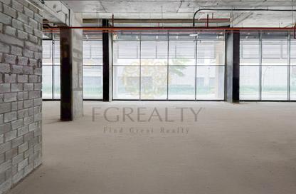 Shop - Studio - 2 Bathrooms for rent in Seef Lusail Tower 1 - Seef Lusail - Lusail City - Lusail
