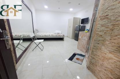 Apartment - Studio - 1 Bathroom for rent in Umm Ghwailina Comm - Umm Ghuwalina - Umm Ghuwailina - Doha Apartment - Studio - 1 Bathroom for rent in Umm Ghwailina Comm - Umm Ghuwalina - Umm Ghuwailina - Doha