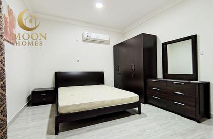 Apartment - 1 Bedroom - 2 Bathrooms for rent in Umm Ghuwailina 4 - Umm Ghuwailina - Doha