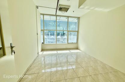 Shop - Studio - 1 for rent in Salaja Street - Doha Al Jadeed - Doha