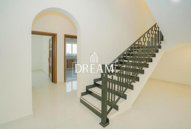 53330222 - Property Image 3