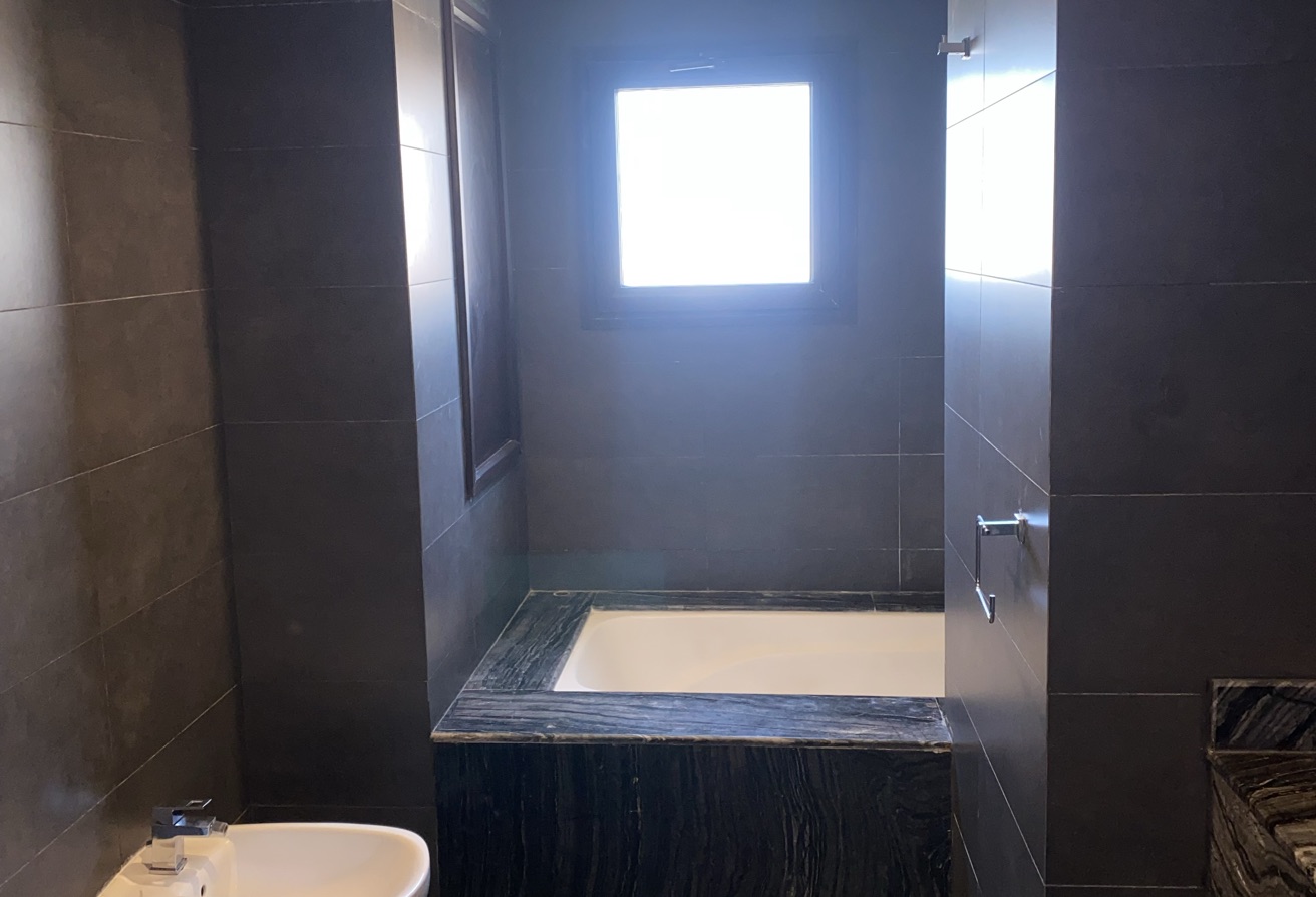 CHARMING 2BR | PORTO ARABIA | SEA VIEW thumbnail 10