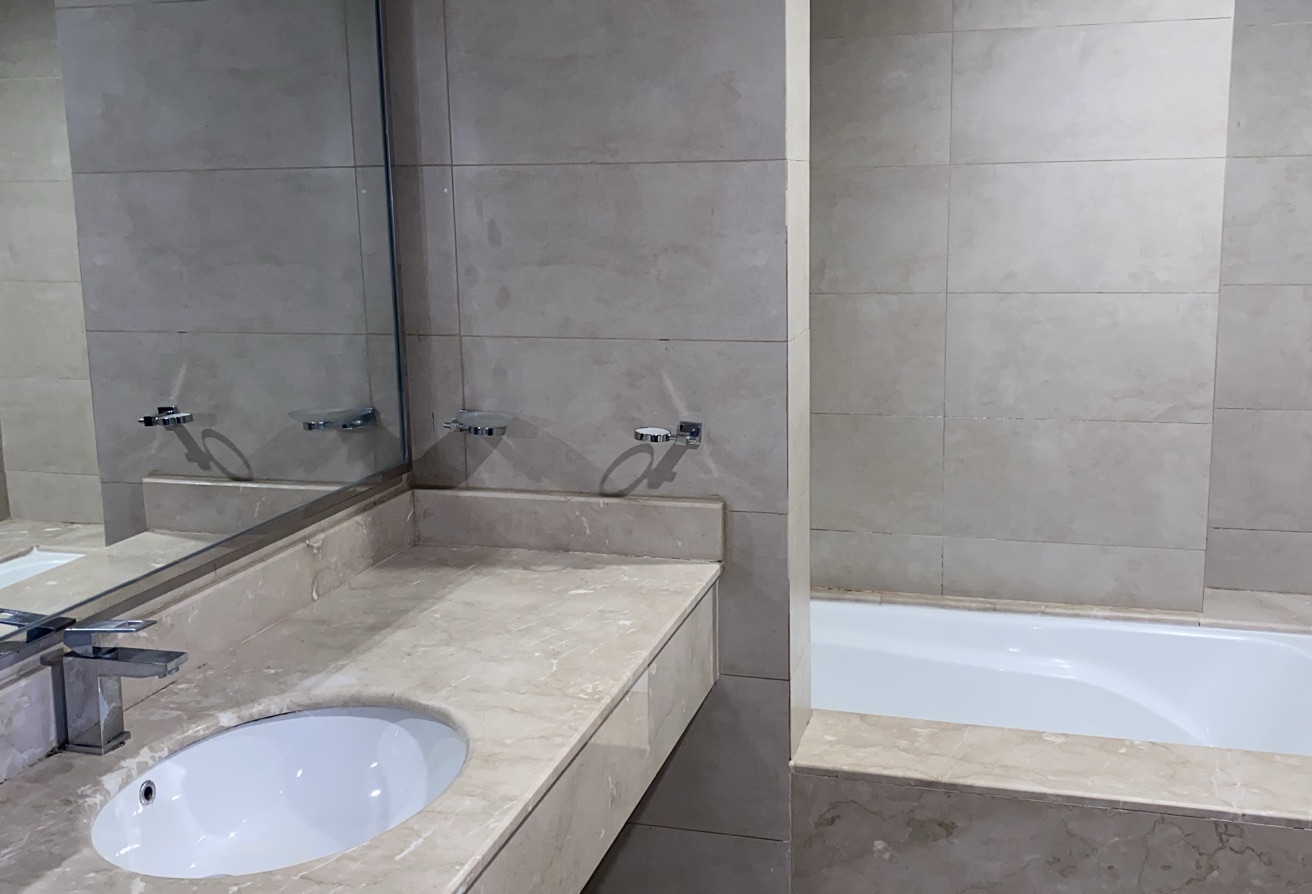 CHARMING 2BR | PORTO ARABIA | SEA VIEW thumbnail 12