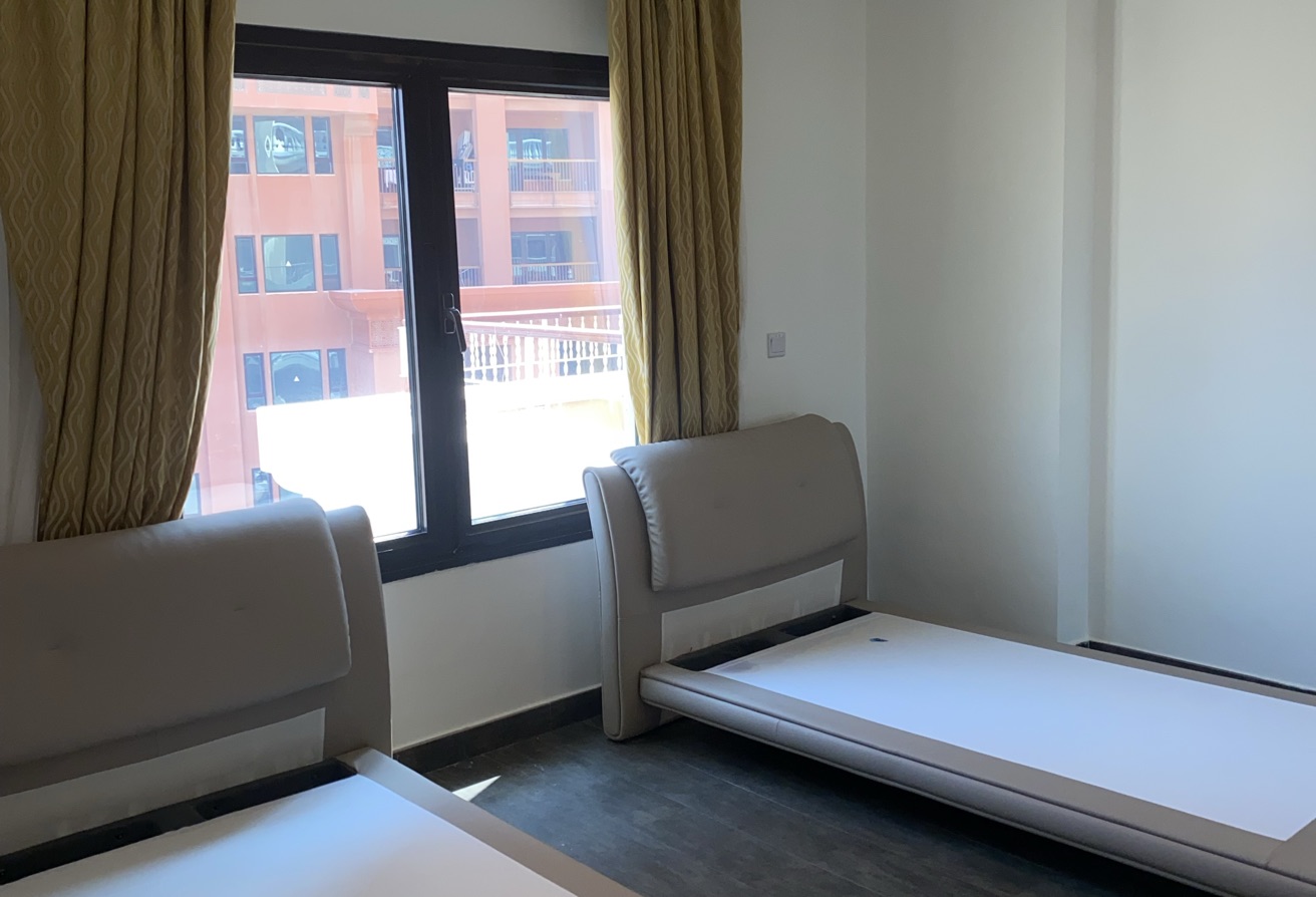 CHARMING 2BR | PORTO ARABIA | SEA VIEW thumbnail 11