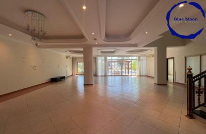 Villa - 4 Bedrooms - 5 Bathrooms for rent in West Bay Lagoon Villas - West Bay Lagoon - West Bay Lagoon - Doha