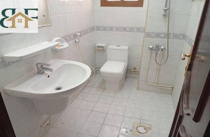Apartment - 2 Bedrooms - 2 Bathrooms for rent in Al Mansoura - Al Mansoura - Doha