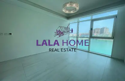 شقة - غرفة نوم - 2 حمامات للايجار في كريستال ريزيدنس - جزيرة جيوان - جزيرة اللؤلؤة - الدوحة