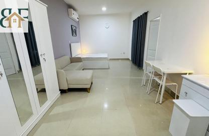 Apartment - Studio - 1 Bathroom for rent in Najma street - Old Airport Road - Doha