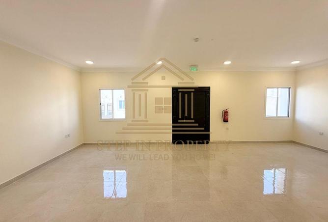 52090235 - Property Image 2