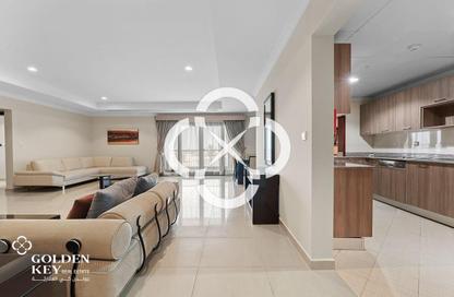 Apartment - 2 Bedrooms - 3 Bathrooms for rent in East Porto Drive - Porto Arabia - The Pearl Island - Doha