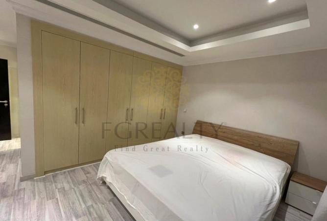 1011985 - Property Image 3