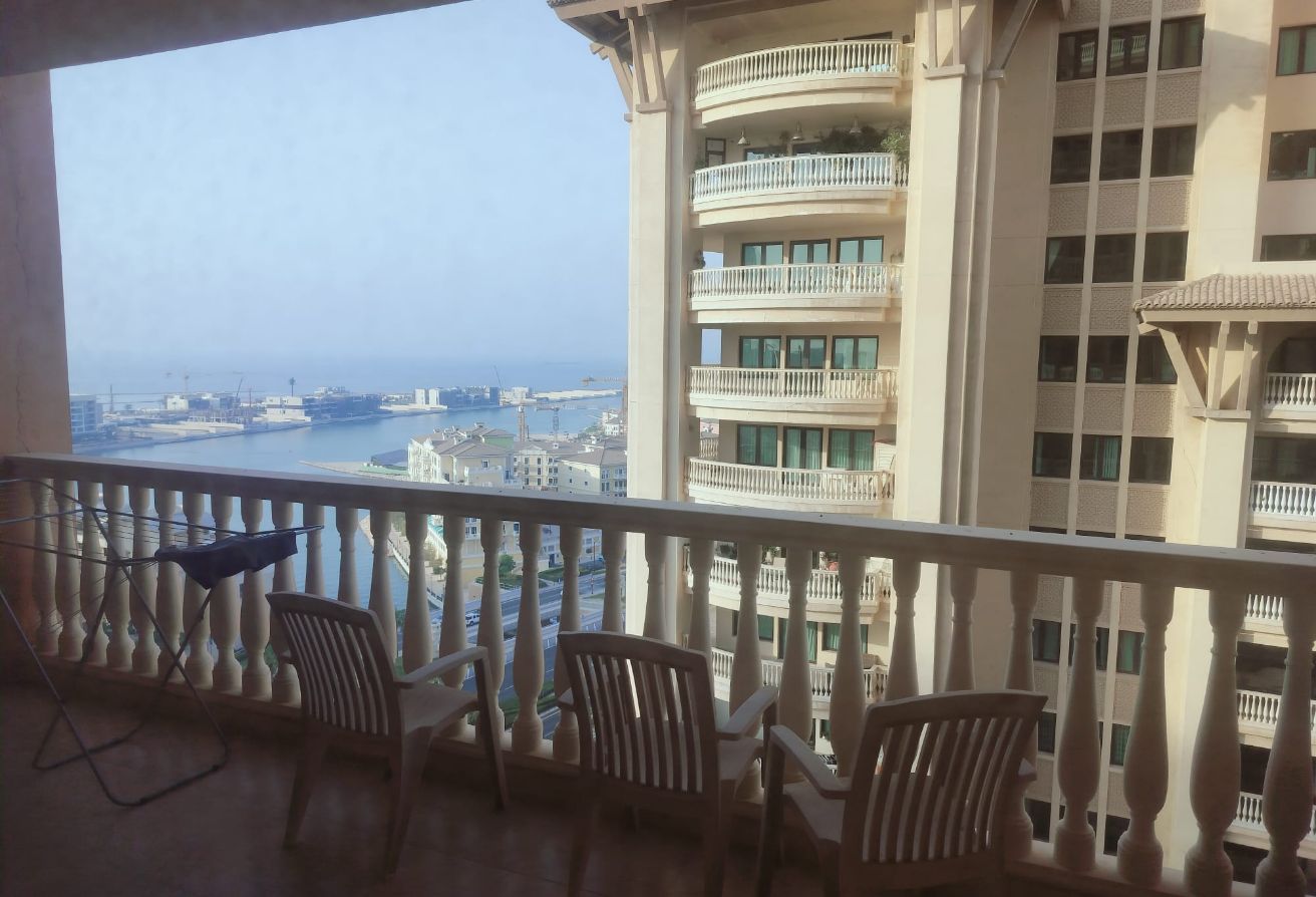 3 Bedroom Fully Furnished Side Marina View thumbnail 2