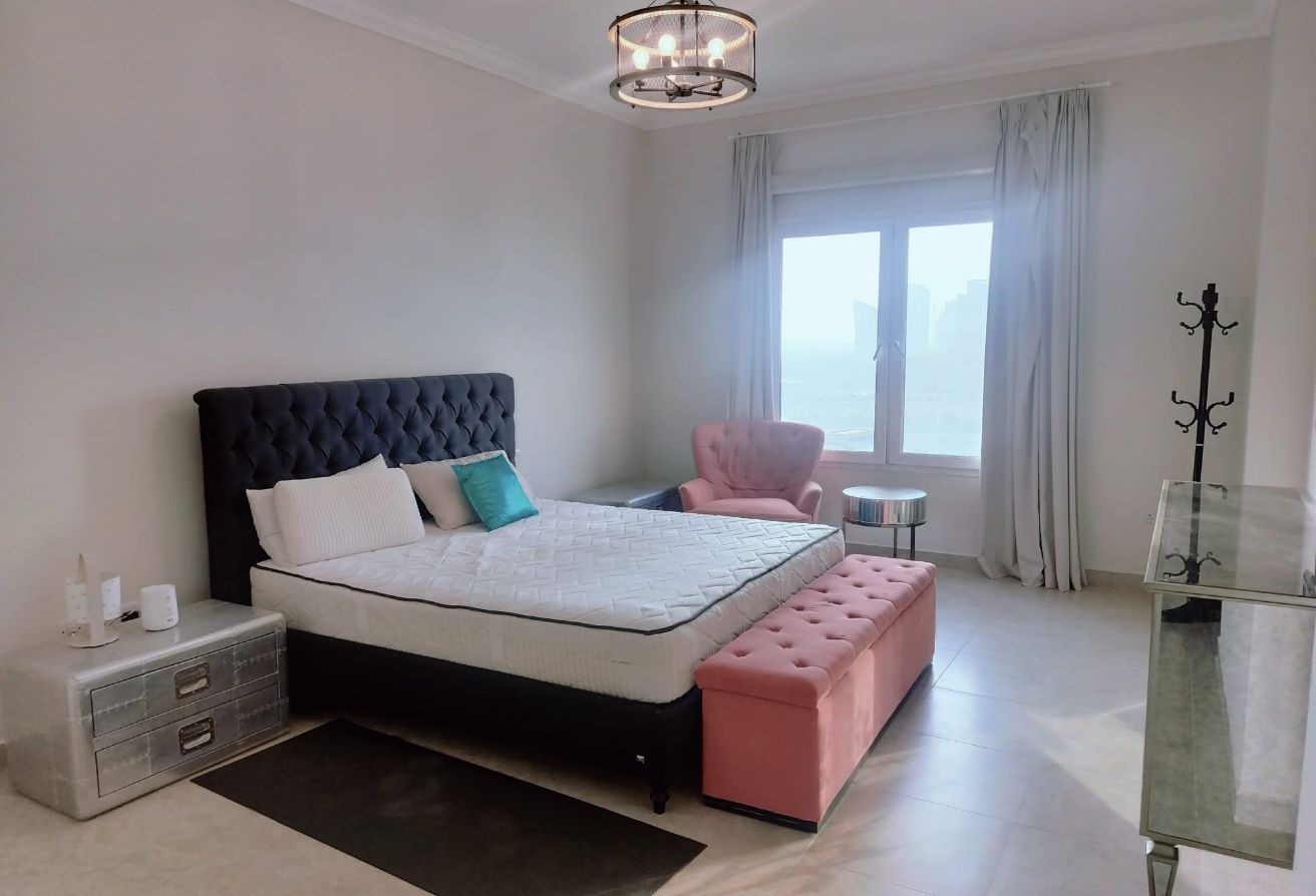 3 Bedroom Fully Furnished Side Marina View thumbnail 7