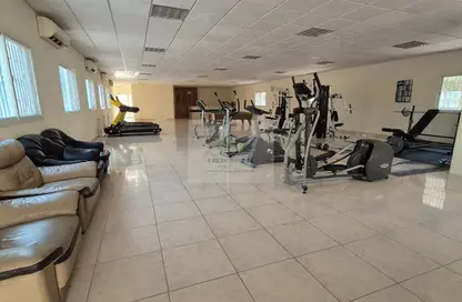 فيلا - 3 غرف نوم - 3 حمامات للايجار في الغرافة - الغرافة - الدوحة