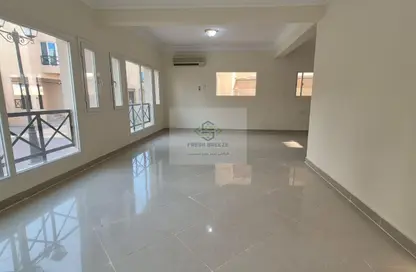 Villa - 3 Bedrooms - 3 Bathrooms for rent in Al Gharrafa - Al Gharrafa - Doha