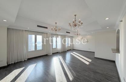 Apartment - 3 - 4 for rent in Porto Arabia - The Pearl Island - Doha