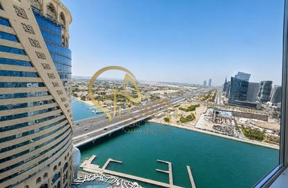Apartment - 1 Bedroom - 2 Bathrooms for rent in Zig Zag Tower B - Zig Zag Towers - West Bay - Doha