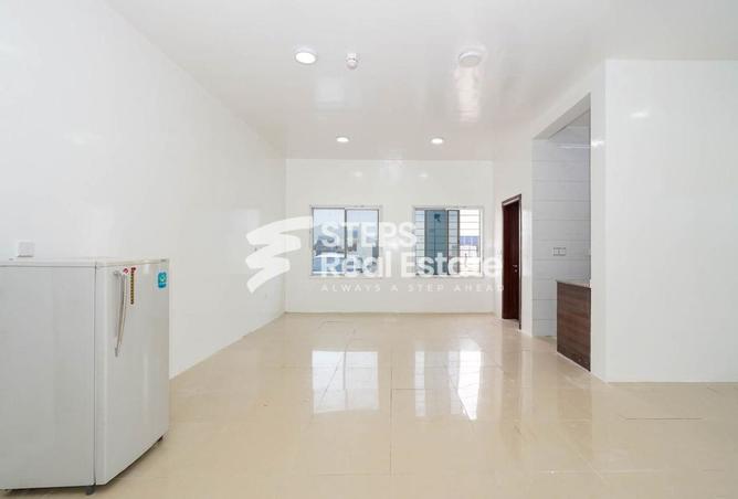 61673154 - Property Image 3