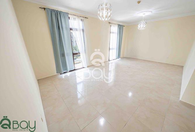 51768590 - Property Image 3