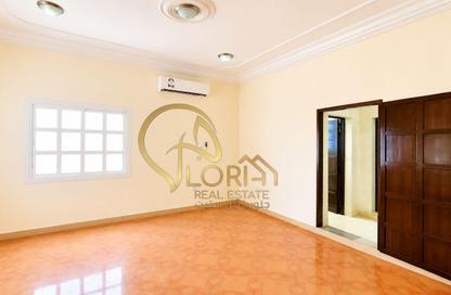 Villa - 5 Bedrooms - 6 Bathrooms for rent in Old Airport Road - Old Airport Road - Doha Villa - 5 Bedrooms - 6 Bathrooms for rent in Old Airport Road - Old Airport Road - Doha