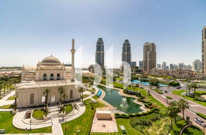 Apartment - 1 Bedroom - 2 Bathrooms for rent in West Porto Drive - Porto Arabia - The Pearl Island - Doha