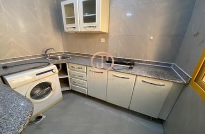 Apartment - 1 Bedroom - 1 Bathroom for rent in Umm Ghwailina Comm - Umm Ghuwalina - Umm Ghuwailina - Doha