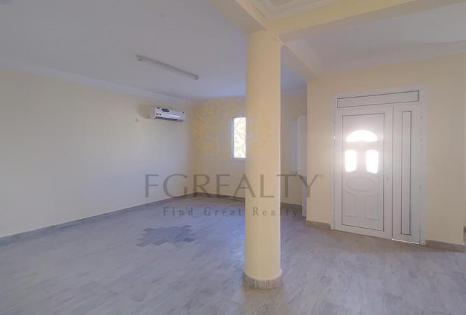 54198968 - صورة العقار 3