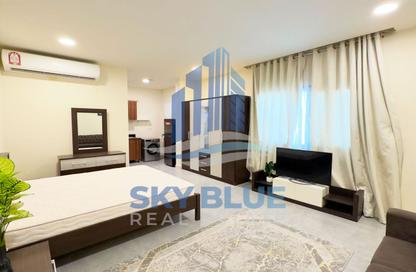 Penthouse - Studio - 1 Bathroom for rent in Al Duhail - Al Duhail - Doha Penthouse - Studio - 1 Bathroom for rent in Al Duhail - Al Duhail - Doha