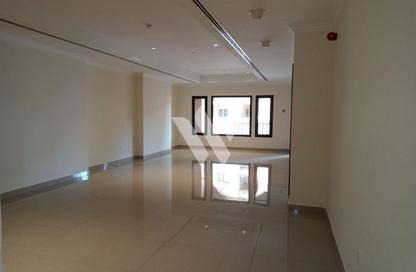 Apartment - 1 - 2 for rent in East Porto Drive - Porto Arabia - The Pearl Island - Doha Apartment - 1 - 2 for rent in East Porto Drive - Porto Arabia - The Pearl Island - Doha