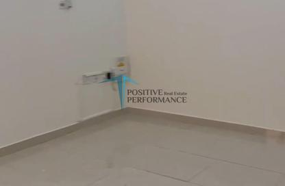 Apartment - 2 Bedrooms - 1 Bathroom for rent in Al Kheesa - Al Kheesa - Umm Salal Mohammed Apartment - 2 Bedrooms - 1 Bathroom for rent in Al Kheesa - Al Kheesa - Umm Salal Mohammed
