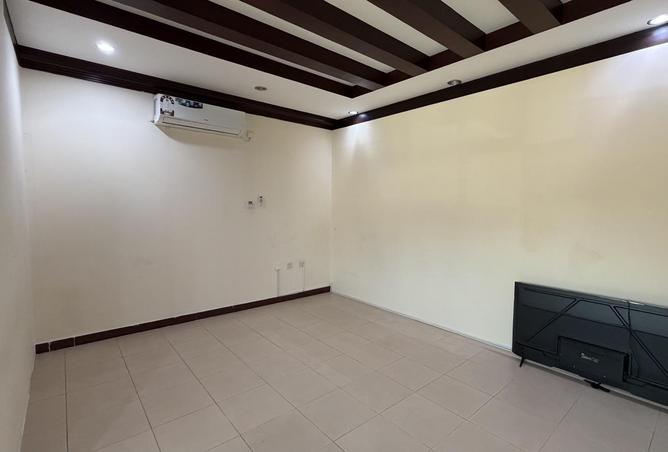 57938964 - Property Image 3
