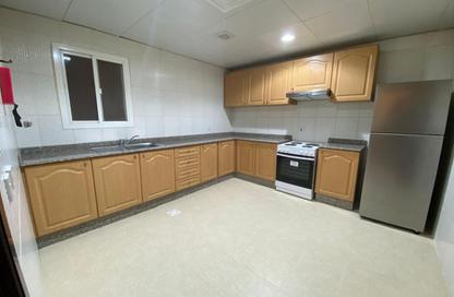 Apartment - 2 Bedrooms - 3 Bathrooms for rent in Anas Street - Fereej Bin Mahmoud North - Fereej Bin Mahmoud - Doha