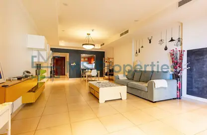 Apartment - 2 Bedrooms - 3 Bathrooms for sale in West Porto Drive - Porto Arabia - The Pearl Island - Doha