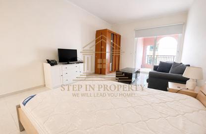 Apartment - Studio - 1 Bathroom for rent in Viva East - Viva Bahriyah - The Pearl Island - Doha