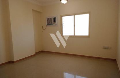 Apartment - 2 - 2 for rent in Al Mansoura - Al Mansoura - Doha