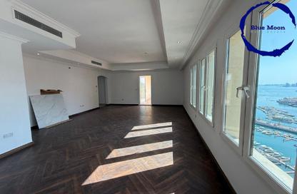 Apartment - 3 Bedrooms - 3 Bathrooms for sale in East Porto Drive - Porto Arabia - The Pearl Island - Doha