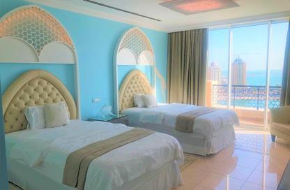Penthouse - 2 Bedrooms - 3 Bathrooms for rent in Bilal Pearl Suites - Viva Bahriyah - The Pearl Island - Doha